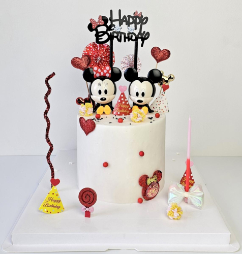 Minnie and Mickey Mouse Cake