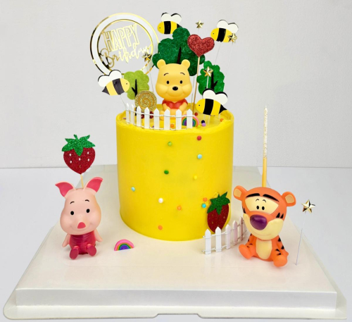 Winnie the Pooh cake